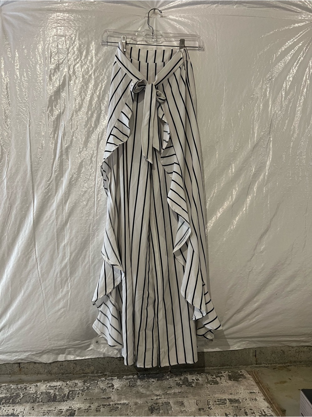 L'atiste White Stripes Slit Pants Size Small NWT